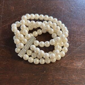 CLOSET CLOSING!! Faux Pearl Bracelet with Silver Accent